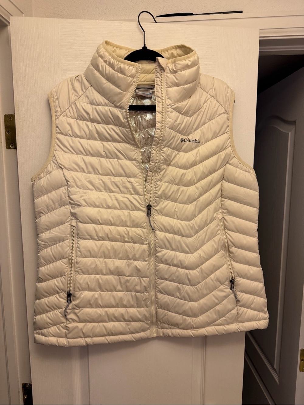 Columbia Women's Quilted Puffer Vest in Ivory